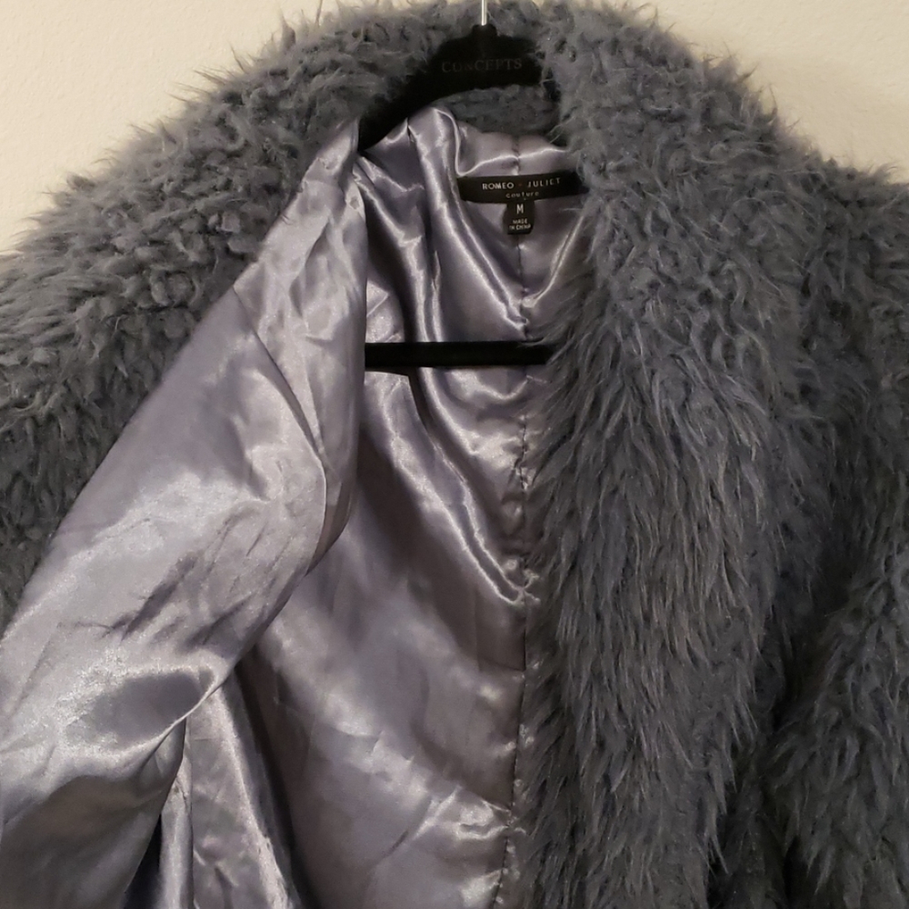 Fuzzy Coat - Picture 5 of 5